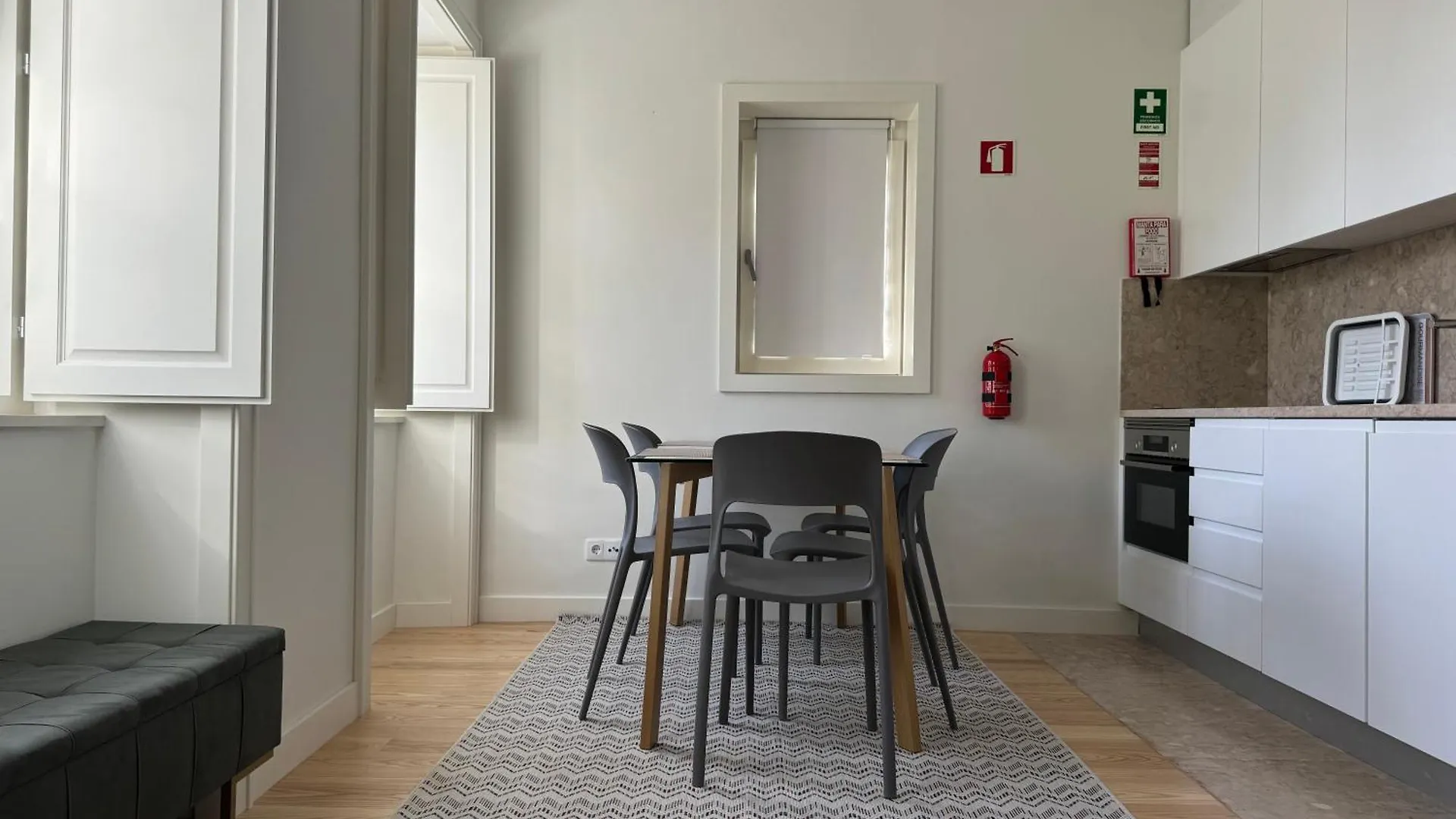 Ajuda Palace Inn Lisbon Apartments